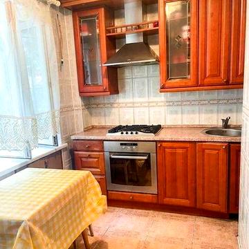 2к у центрі Києва! 55 м² | 2 поверх | Тиха зелена вулиця | Cоломянський р-н | вул. Ніщинського