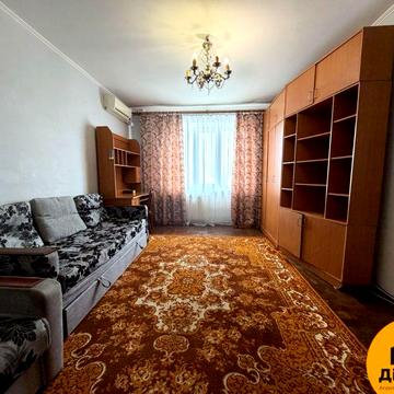 Продамо 2 кімн. квартиру, вул. Ревуцького 17, м Харківська