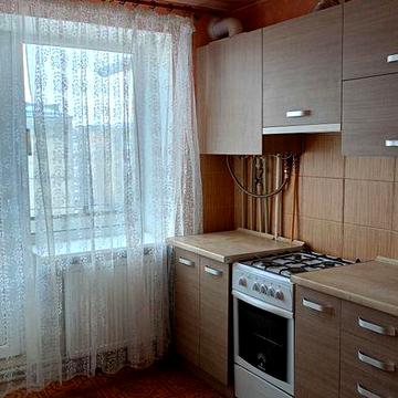 Продається 2 кімнатна квартира по вул Надвірнянській з індивідуальним опаленням