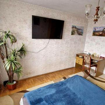 Продаж 2-кімнатної  квартири на вул р. Скалецького