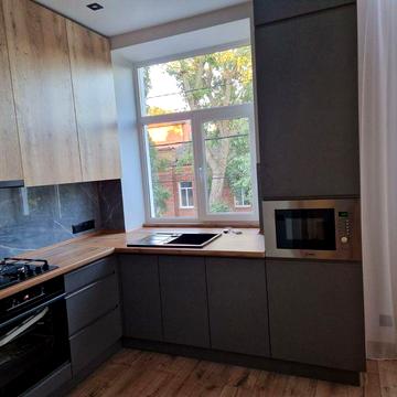 Здам 3 кімнатну квартиру в центрі міста