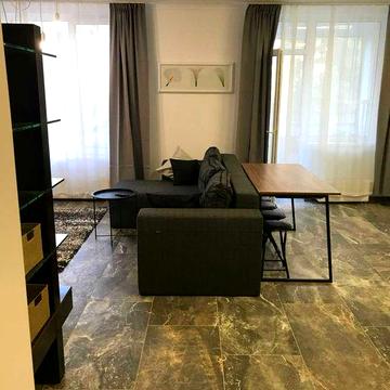 м.Лівобережна поруч Продам з супер ремонтом 1кв.вул.О.Туманяна 1А ЖК Галактика