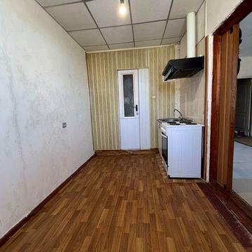 Продам 2 кімнатну квартиру в центрі міста