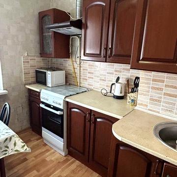 Продаж 1 к/к Приморська