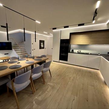 Сдам дом Белогородка с басейном КМ Villaggo