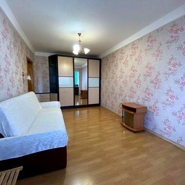 оренда Голосіїв біля станції метро 1 кімнатну довгостроково здам