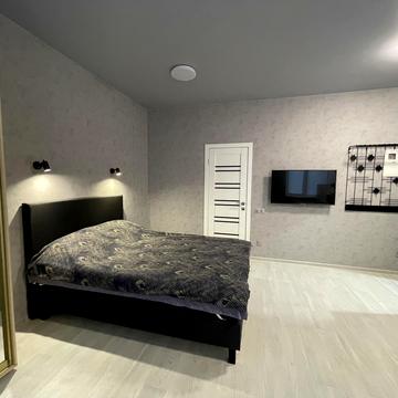 Сергія Нігояна просп. (Калініна), 5