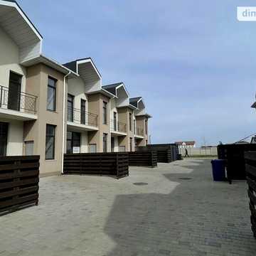 Продаж 2к Дім Центральна вулиця