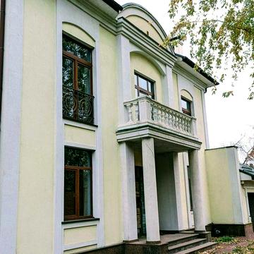 Продаж будинку на пл. Шевченка, в парку Крістерова гірка.