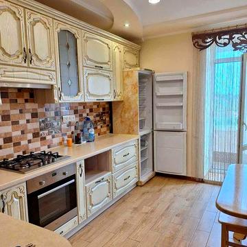 Оренда 2 кімнатної квартири в новобудові Зубра