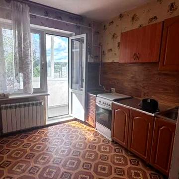 3х   кімнатна  квартира з  індивідуальним    опаленням