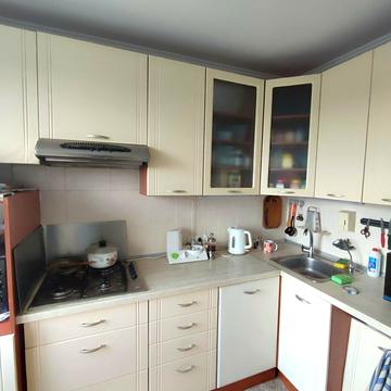 Бакинська вул., 26