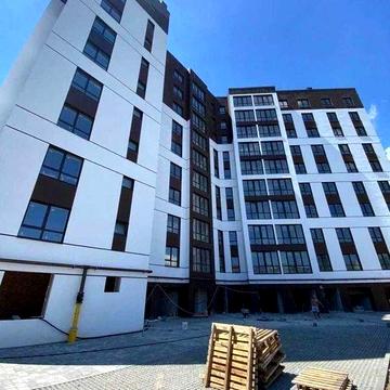 Вигідна двокімнатна квартира біля озера