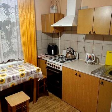 Оренда 2 кімнатної затишної квартири вул. Любінська