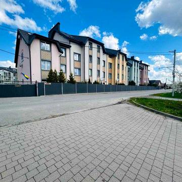 Продаж дворівневої 3 кім квартири в м.Винники ЖК Мала Швейцарія ЖК Мала Швейцарія
