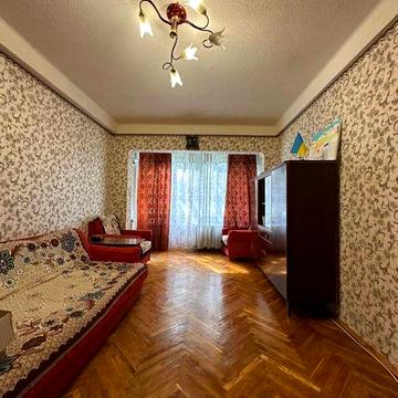 Здається в оренду 2к квартира Центр Буча