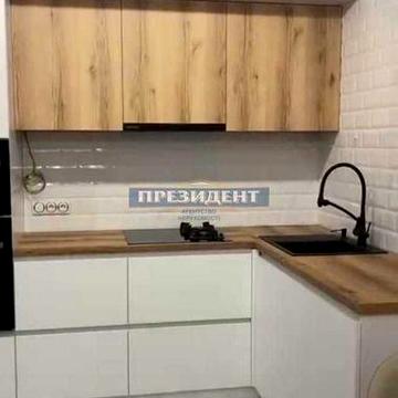 (3-50) Двухкомнатная  на Сахарова с евроремонтом