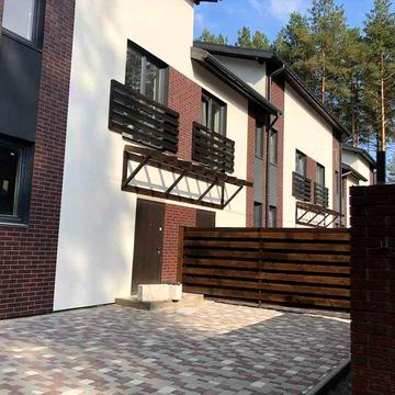 Таунхаус біля лісу з ГАЗом, центральними комунікаціямі, без КОМІСІЇ. 3 поверхи з терасою!