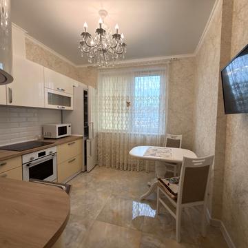 Генуезька вул., 3