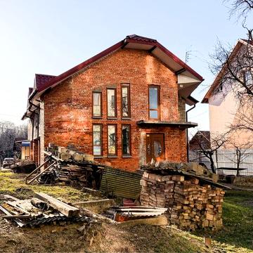 Продається будинок в самому центрі м. Трускавця