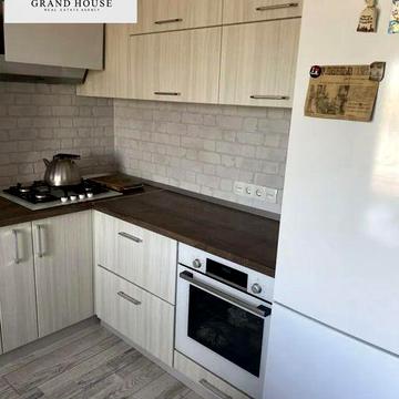 Продам гарний будинок на Великій Балці.