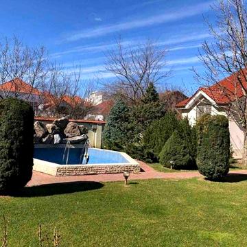 Аренда Дома с Бассейном на Фонтане ул Львовская