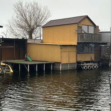 Продам Будинок на березі  Дніпра !Причал 2