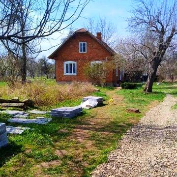 Будинок біля лісу і ріки, газ світло , резервне живлення, меблі