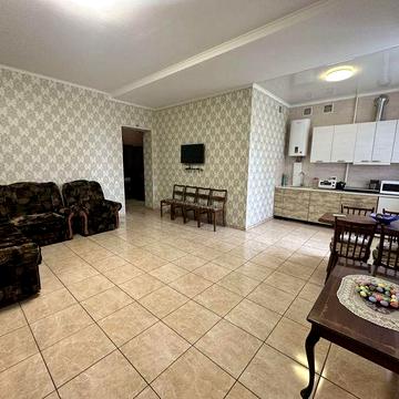 Продам 3-к квартиру 71м2. 12 квартал Богдана Хмельницкого