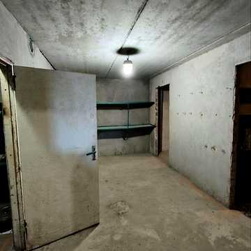 Продаж 5к Дім Авіатор масив