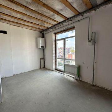3К дворівнева 71,5 м² з газом, 2 с/в, балкон | Зданий будинок | Білогородка ЖК Амстердам | 63 500$ поруч із Києвом ЖК Амстердам