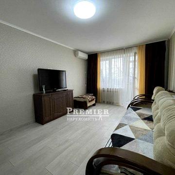 Продам 1 кімнатну квартиру з новим ремонтом