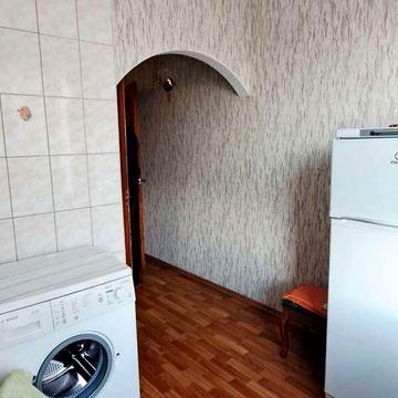 Довгострокова оренда 1к Квартира Нескорених (Героїв Праці) вулиця