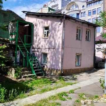 Оренда 1 кімнатноі квартири у будинку Дмітріівська , центр Києва