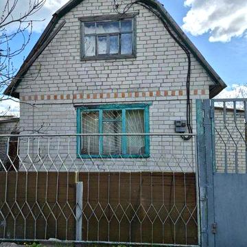 Продам ДАЧУ в РОМАНКАХ в кооп. ЛОКОМОТИВ. 6000