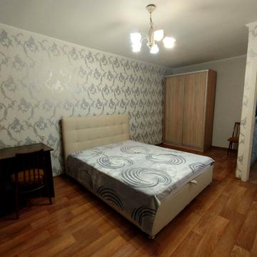 Горлівська вул., 38/40