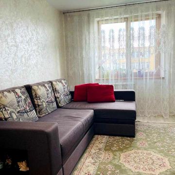 Продам двокімнатну квартиру в смт Квасилів.