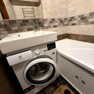 3 кімнатна квартира з технікою та меблями. Океанівська