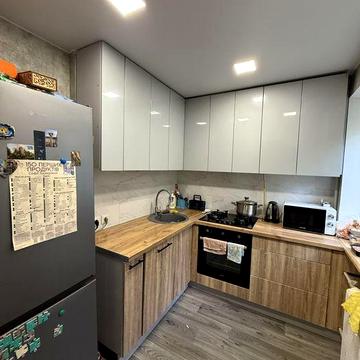 Продам 2-х кімнатну квартиру