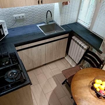 Продам 2-х комнатную квартиру П.Поле