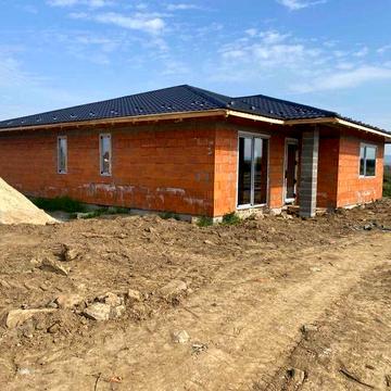 Продам будинок на Залізничній 110кв-150000$