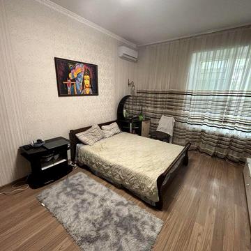 Сдам двухкомнатную квартиру в центре Дворянская/Соборная площадь