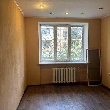 Шевченко проспект/Довженко, Парк Победы, квартира на 1 этаже (газ)