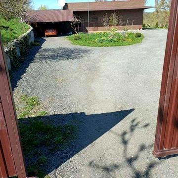 Продам унікальний будинок на березі річки з баньою та 12 соток ділянки з водоймою 7 соток+ 36 соток в оренді!