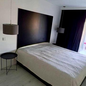 Оренда 2х кімнатної, ГЕРОЇВ МАЙДАНУ - КОМАРОВА, КОНДИЦІНЕР, МЕБЛІ та ТЕХНІКА, два балкони!