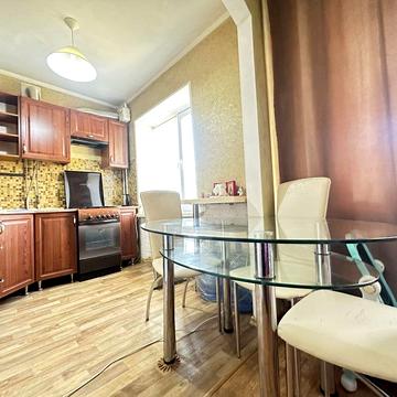 Продам 2х кімн кв Центр, Круг, ремонт.