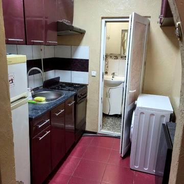 Здам 2 кім. квартиру р-н Турецької пл. Власник.