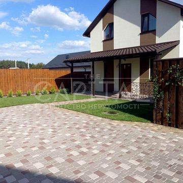 Оренда затишного будинку  Стоянка