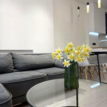 Оренда  2к кв 80м2 в жк Комфорт Таун