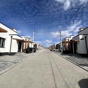 Продам котедж від забудовника із всіма міськими комунікаціями!